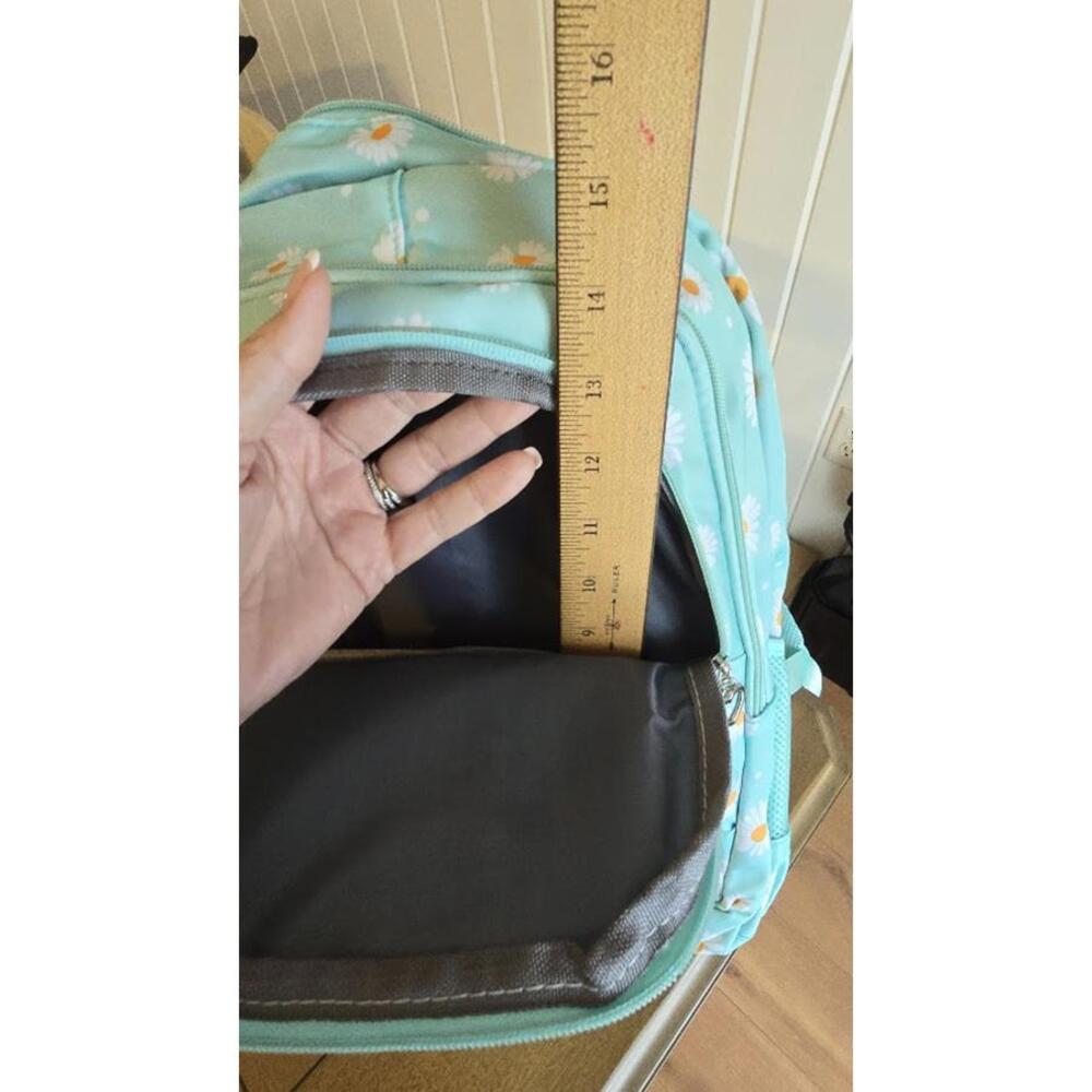 Daisy Backpack, Lunchbox, and Pencil Case Trio - Picture 5 of 6